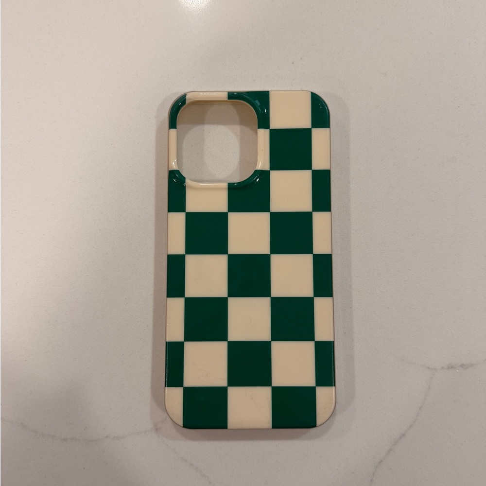 Casely iPhone 14 Pro Max Checkered Green and Cream Phone Case